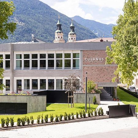 Cusanus Akademie - Accademia Cusanus 布列瑟农 外观 照片
